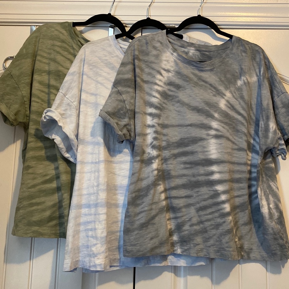 Bundle of 3 lightweight tees